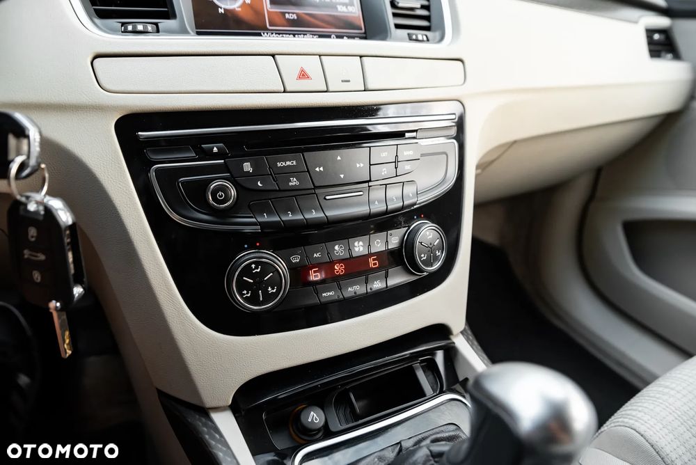 Peugeot 508 2.0 HDi Allure - 36