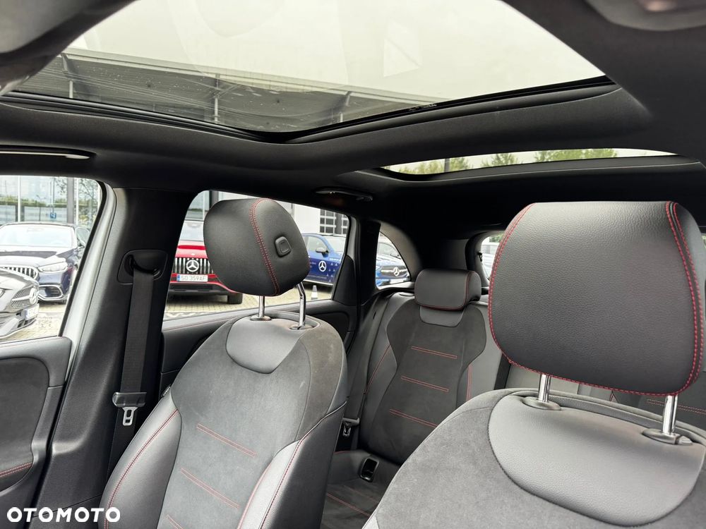 Mercedes-Benz Klasa B 220 d AMG Line 8G-DCT - 21