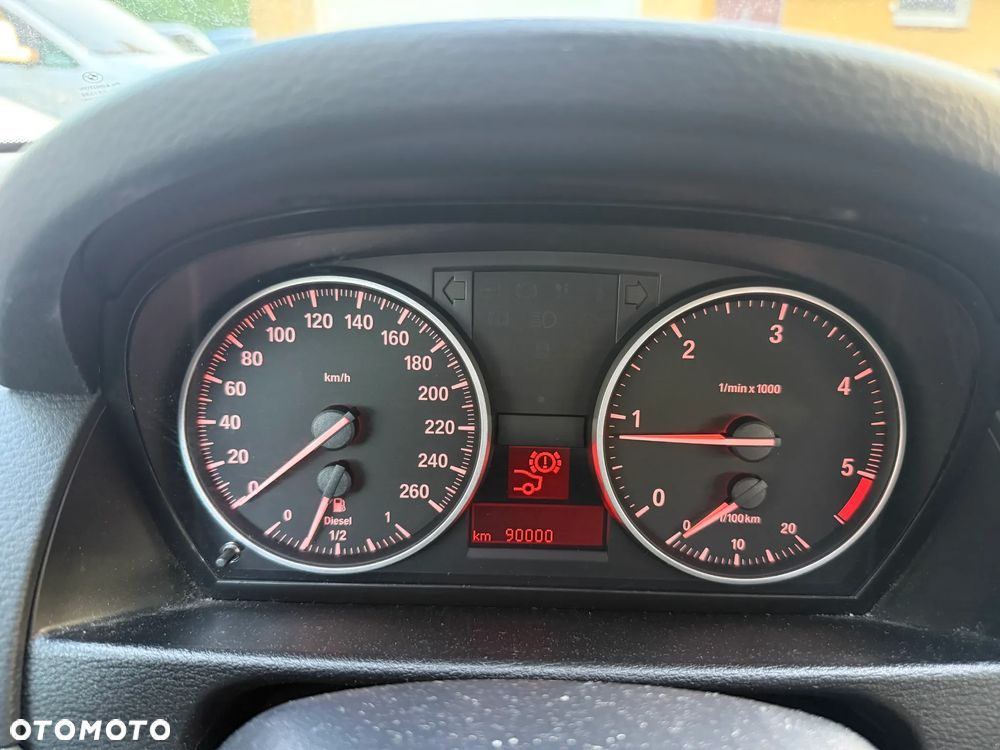 BMW X1 sDrive18d - 28