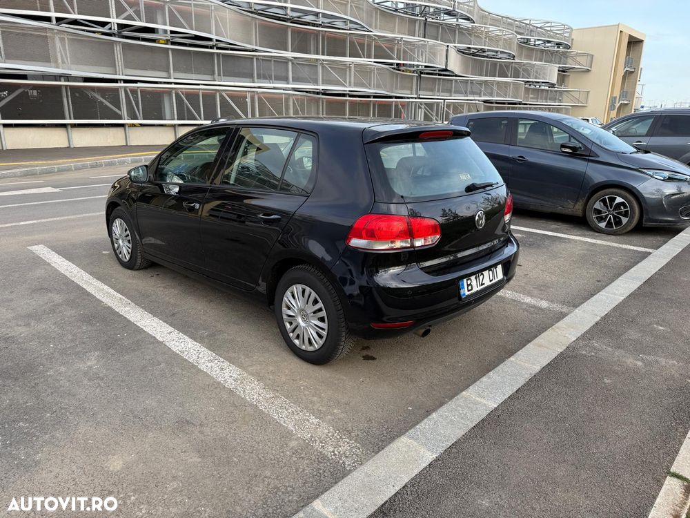 Volkswagen Golf 1.6 TDI DPF Trendline - 5