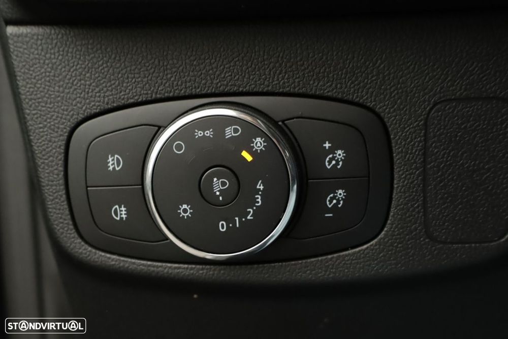 Ford Focus SW 1.0 EcoBoost MHEV Active X - 18