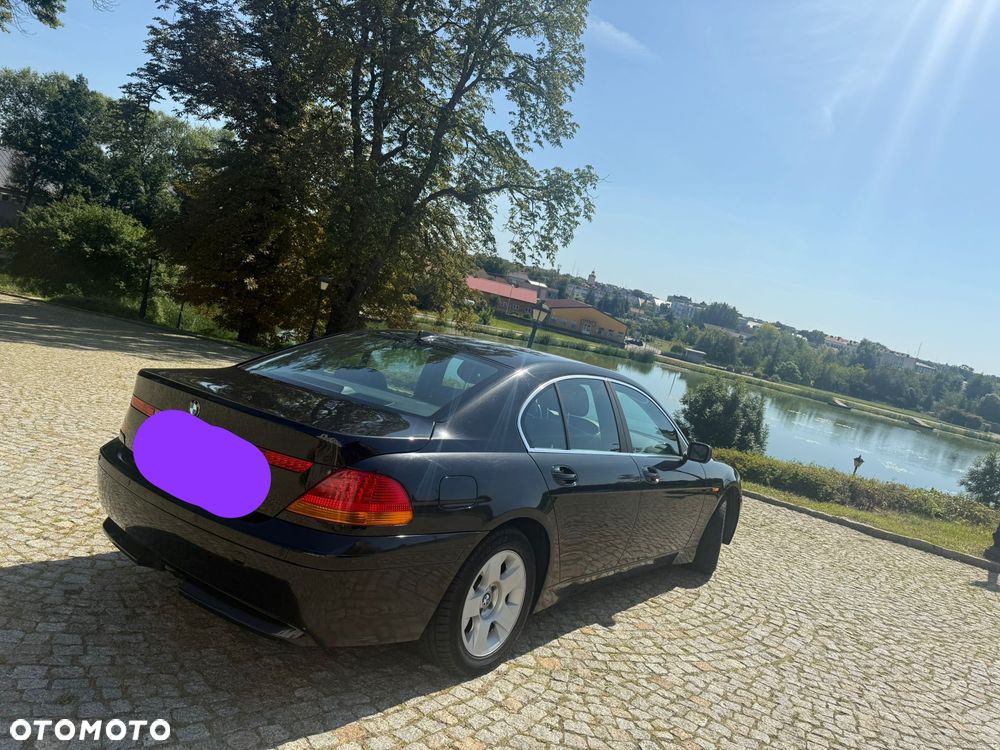 BMW Seria 7 735i - 4