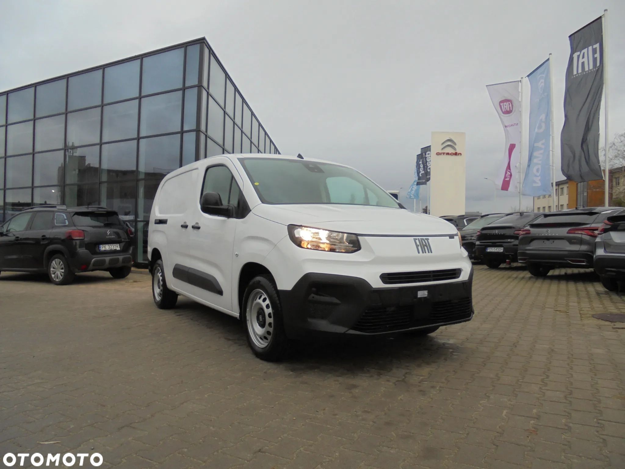 Fiat BlueHDi 1.5, 100 KM, S&S MT - wersja krótka - 1