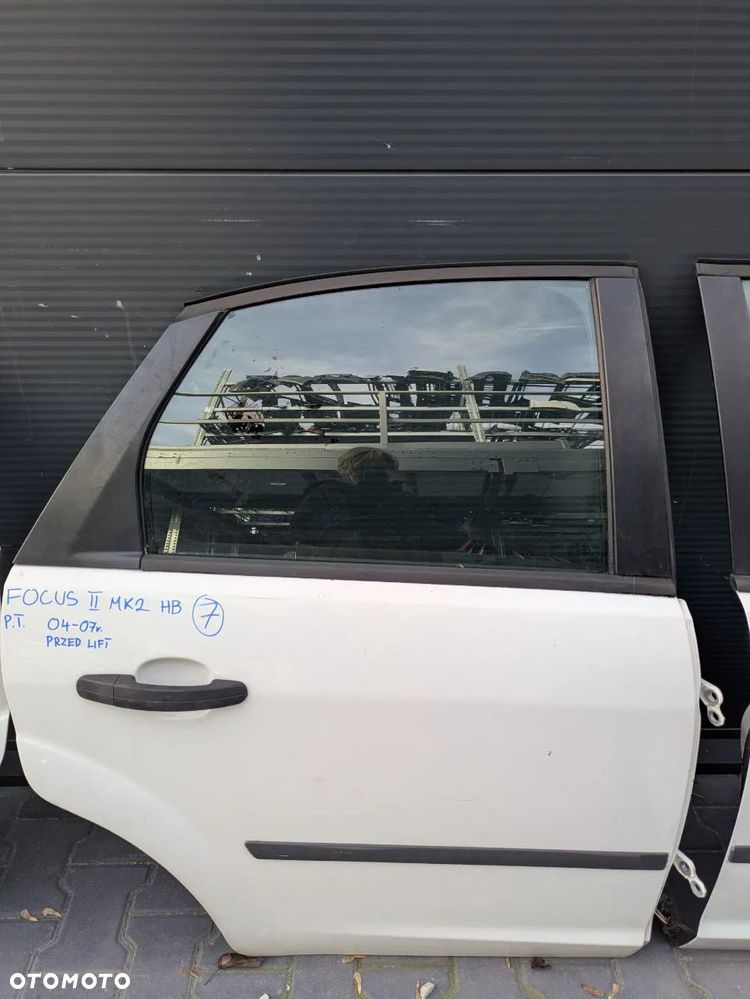 FORD FOCUS MK2 HATCHBACK DRZWI / KLAPA / MASKA / ZDERZAK - 4