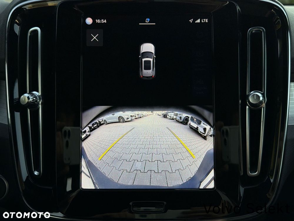 Volvo XC 40 - 23