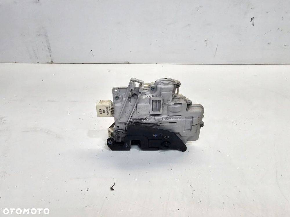 ZAMEK DRZWI PRAWY TYŁ AUDI A4 B6 B7 8E0839016AA 7-PIN - 3