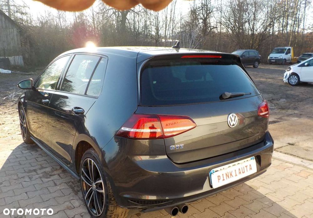 Volkswagen Golf - 11