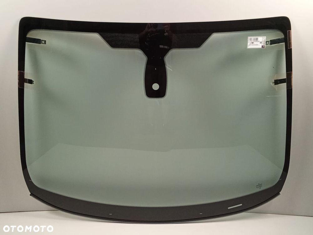 Szyba przednia FORD FIESTA VI 2008-2017 HATCHBACK 3D