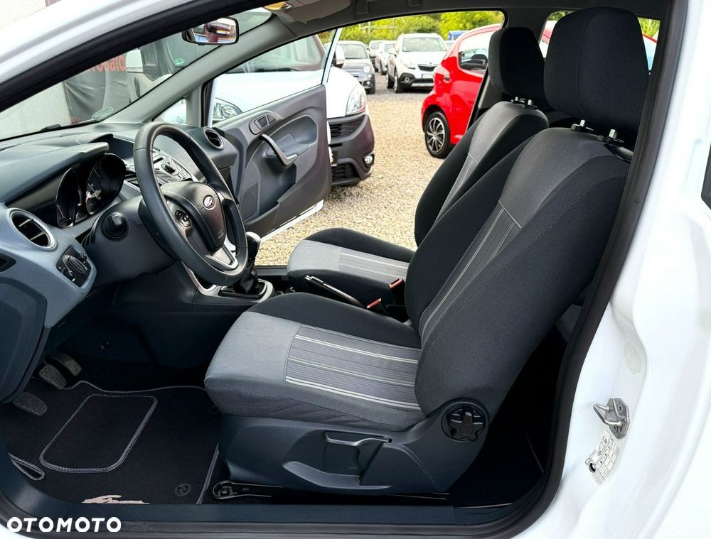 Ford Fiesta 1.25 Ambiente EU5 - 17