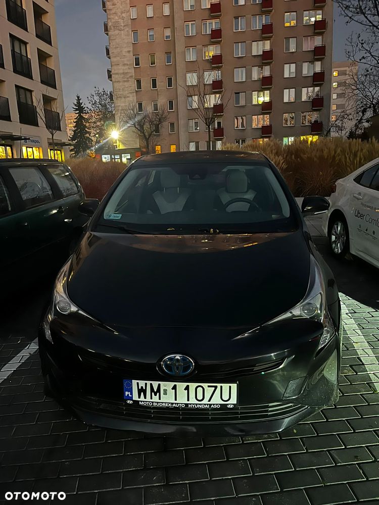 Toyota Prius 1.8 Hybrid Premium - 10