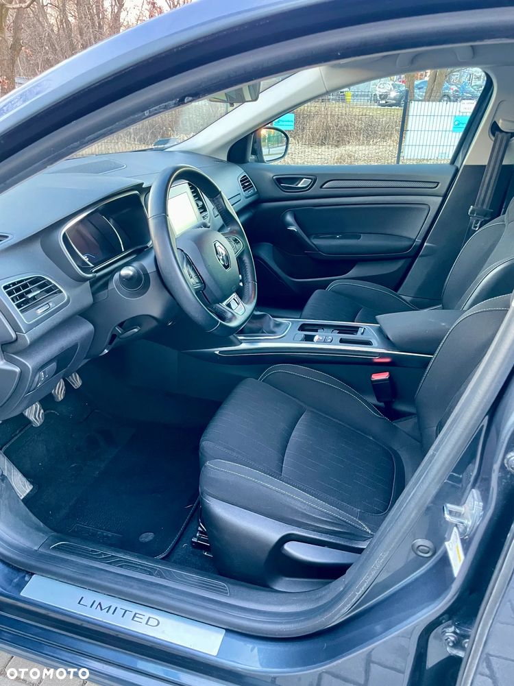Renault Megane 1.5 Blue dCi Intens - 8