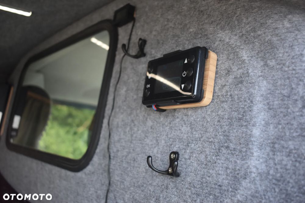 Volkswagen Transporter L2H1 - 28