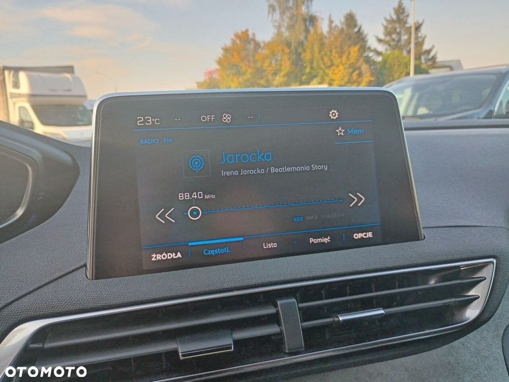 Peugeot 5008 1.5 BlueHDi GT S&S EAT8 - 23