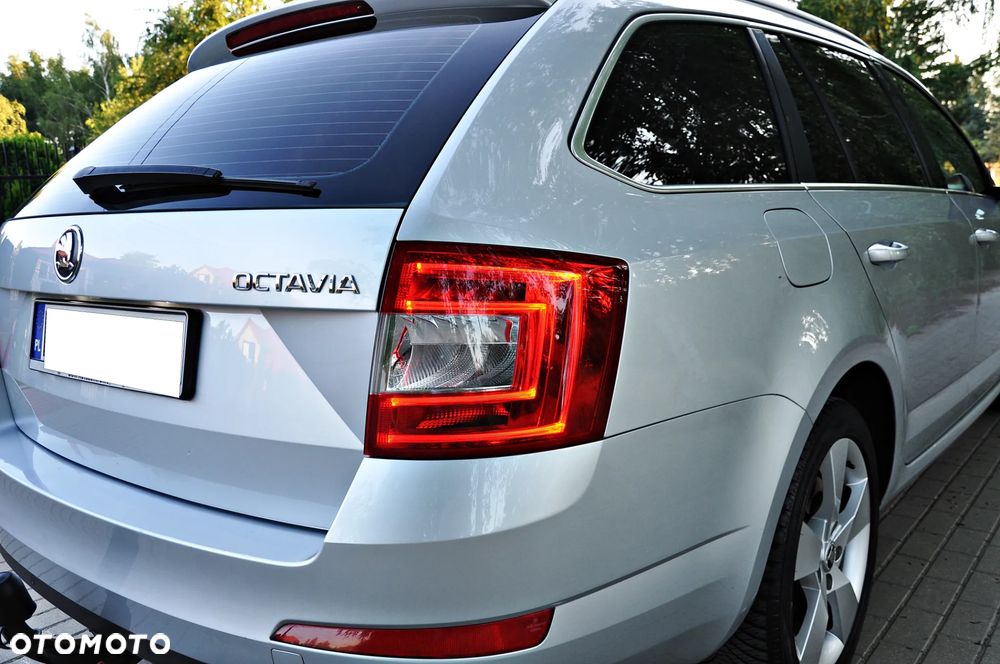Skoda Octavia 2.0 TDI Premium Edition - 28