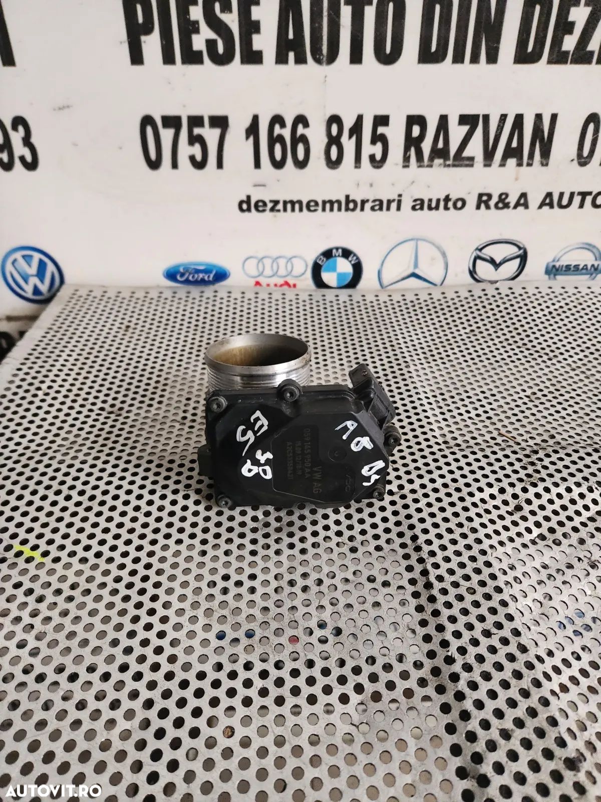 Clapeta Acceleratie Vw Touareg Phaeton Audi A4 A5 A6 A7 A8 Q5 Q7 3.0 Tdi Euro 5 Motor CLA CDU Cod A - 1