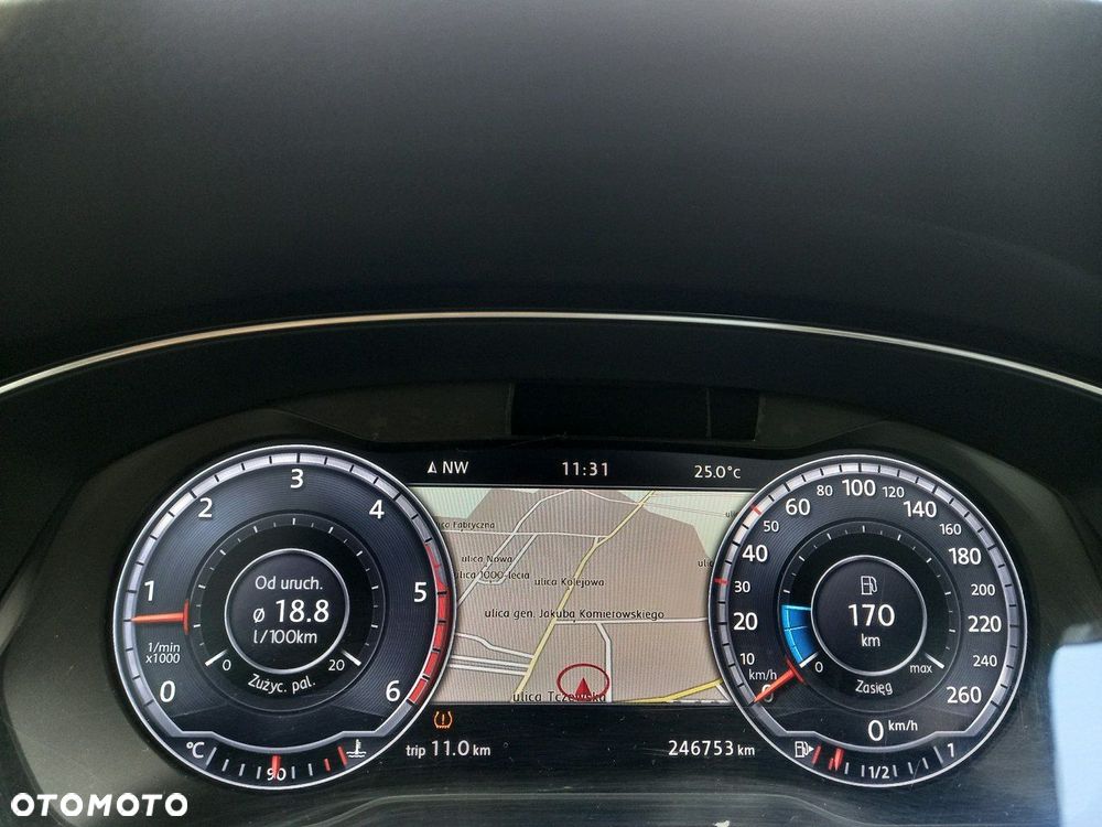 Volkswagen Passat 2.0 TDI (BlueMotion Technology) Highline - 35