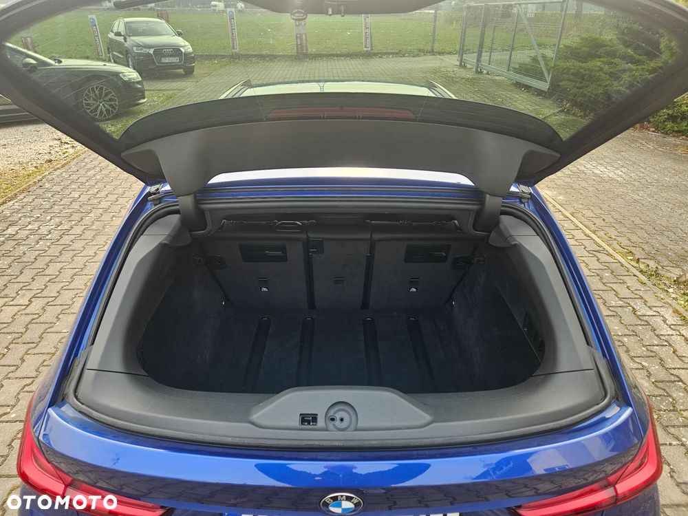 BMW Seria 3 320d xDrive M Sport Shadow - 27