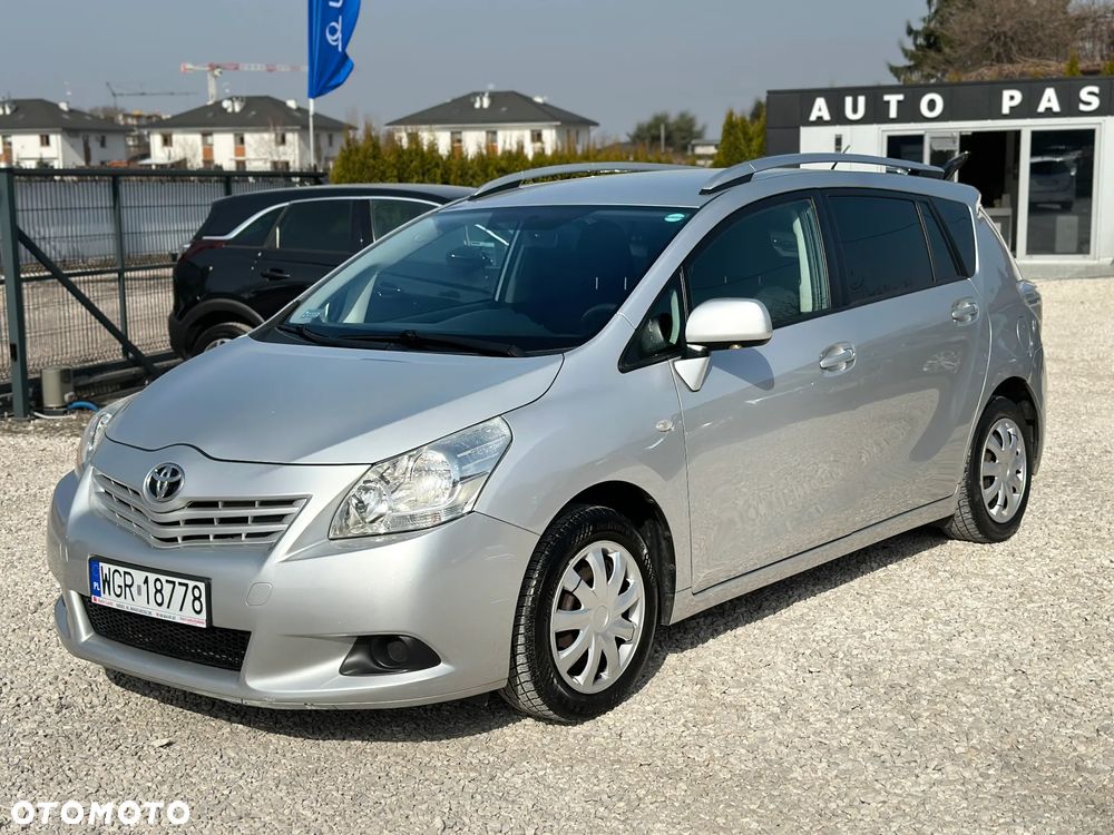 Toyota Verso 2.0 D-4D Luna - 1