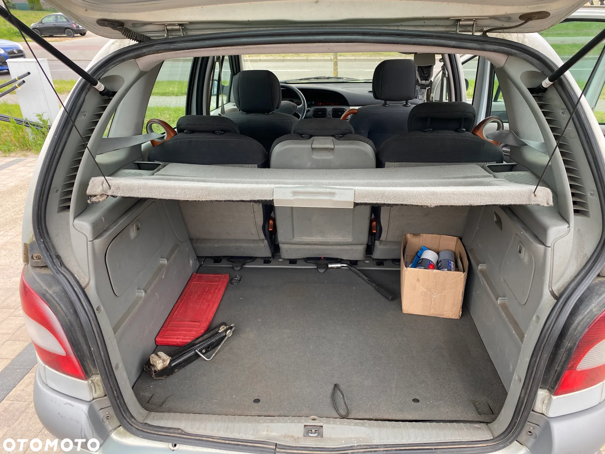Renault Scenic 1.9 dCi Authentique - 14