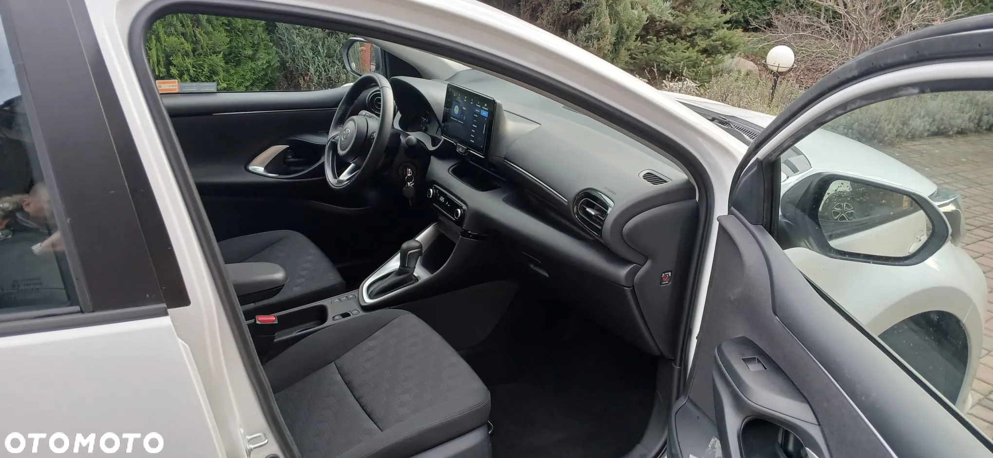 Toyota Yaris Hybrid 1.5 Comfort - 7
