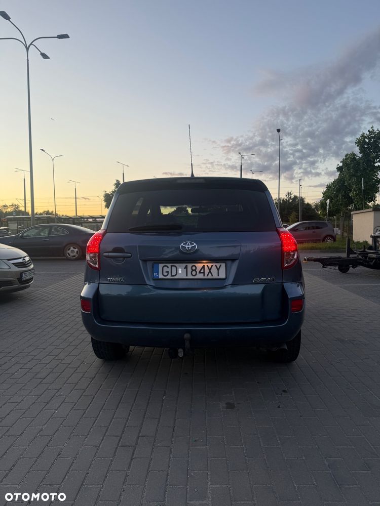 Toyota RAV4 2.0 VVT-i Sol - 6