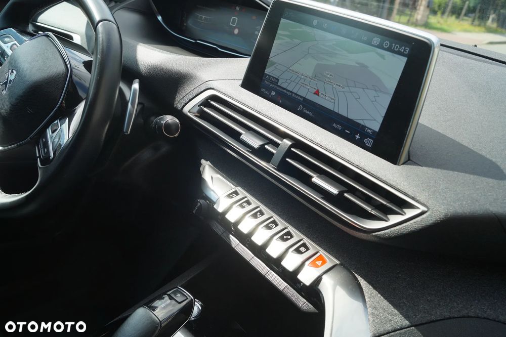 Peugeot 3008 - 15