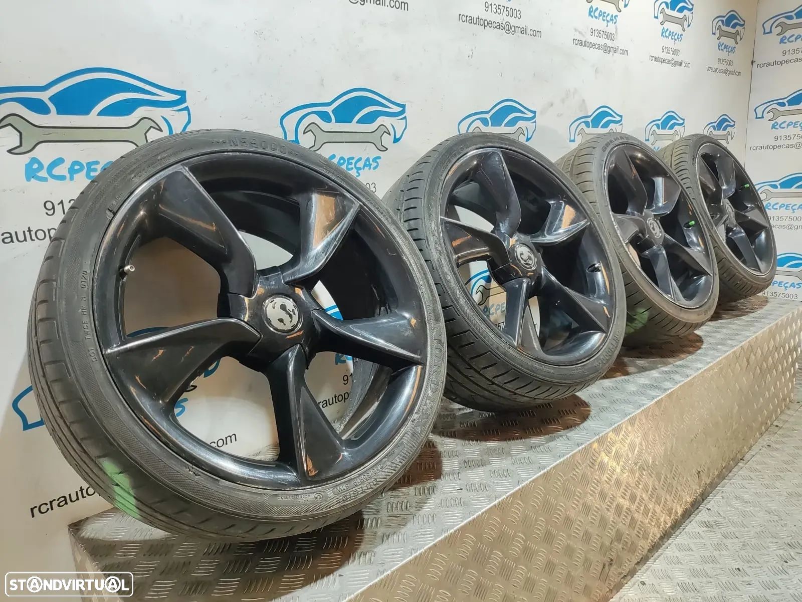 Jantes 19" Opel - Astra J GTC - ORIGINAIS - 8J | ET36 | 5x115 - 19 Polegadas | GM13312751 | 13312751 | Jante | 5 x 115 | 235 35 19 | Pneus - 1