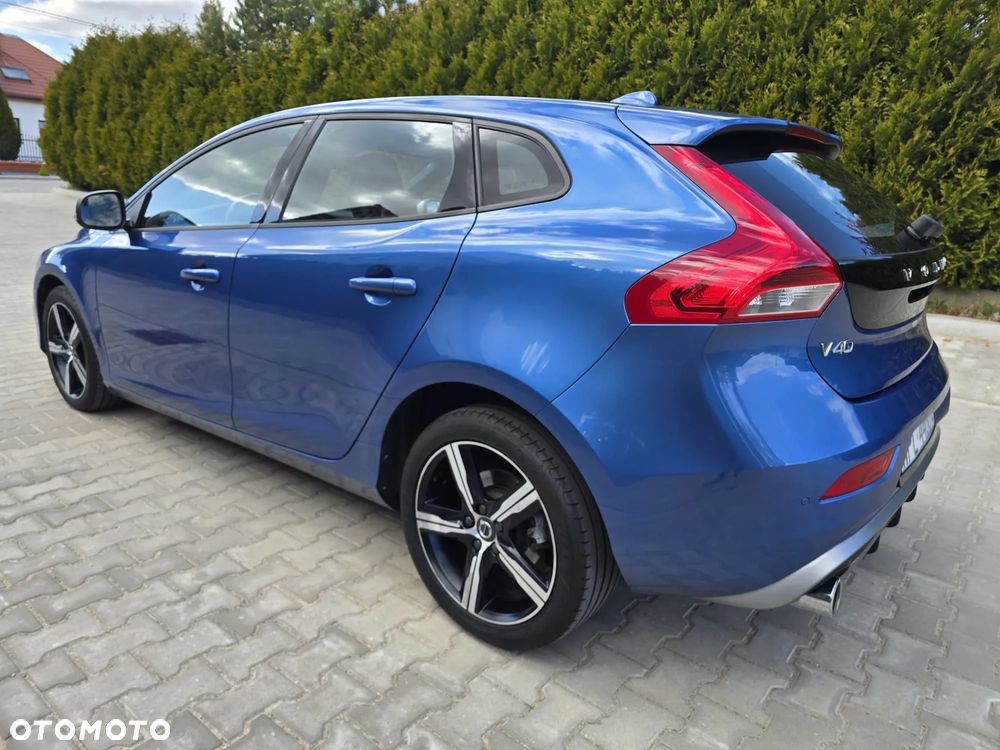 Volvo V40 - 11