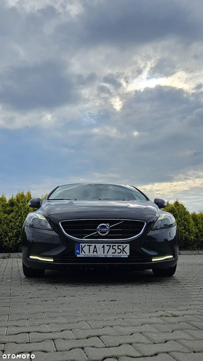Volvo V40 D2 Powershift Momentum - 4