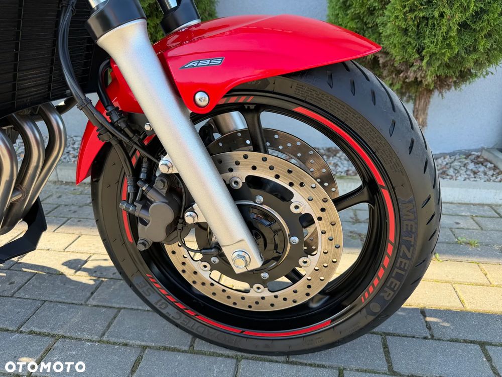 Yamaha XJ - 17