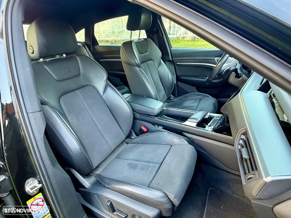 Audi e-tron 55 quattro S line - 31