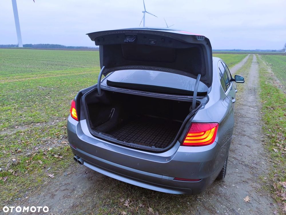BMW Seria 5 - 21