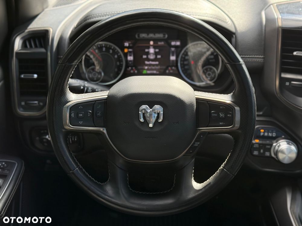 RAM 1500 Crew Cab Sport - 23