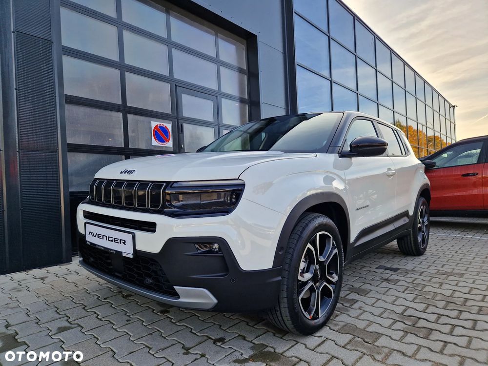 Jeep Avenger 1.2 T3 mHEV Summit FWD eDCT6 - 9