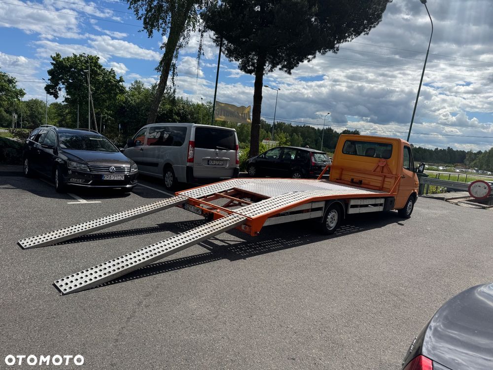 Mercedes-Benz Sprinter - 6