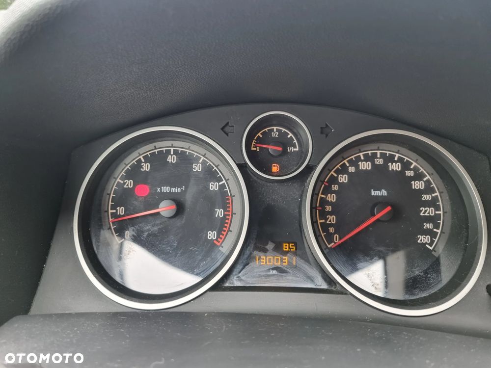 Opel Astra 1.4 NJoy - 38