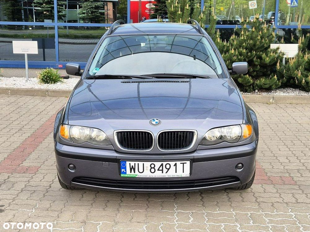 BMW Seria 3 318i - 12