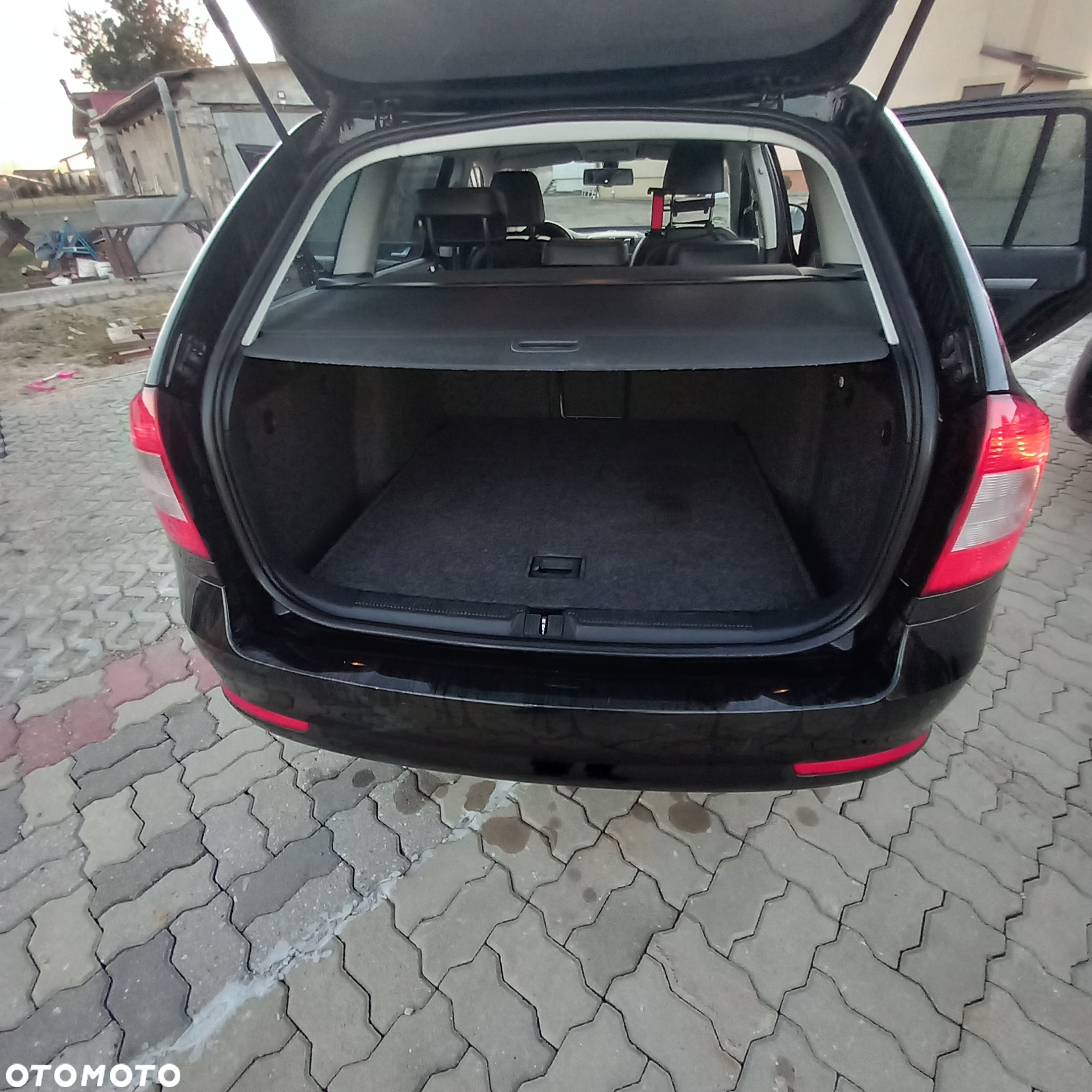 Skoda Octavia 1.8 TSI Ambiente - 7