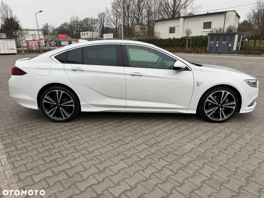 Opel Insignia 2.0 T 4x4 Innovation S&S - 8