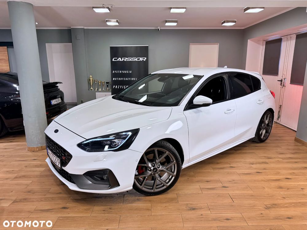Ford Focus 2.3 EcoBoost ST Edition - 9
