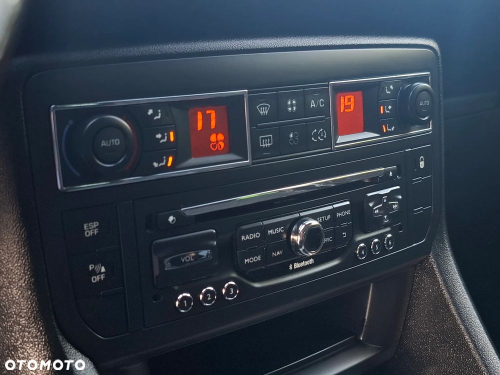 Citroën C5 2.0 HDi Exclusive - 20