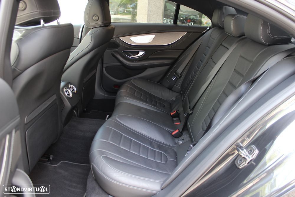 Mercedes-Benz CLS 300 d 4Matic - 26