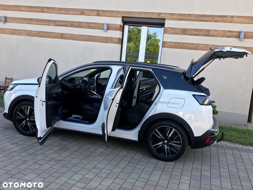 Peugeot 3008 1.6 PureTech HYbrid4 GT S&S EAT8 - 17