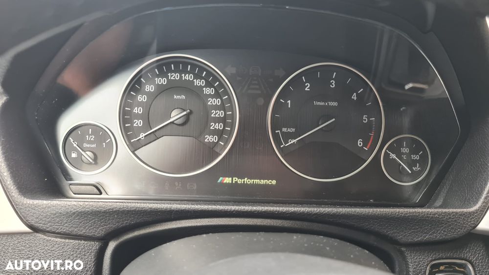 BMW Seria 3 320d DPF Aut. - 23