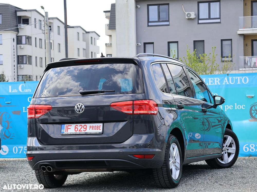 Volkswagen Touran 2.0 TDI DSG Highline - 3