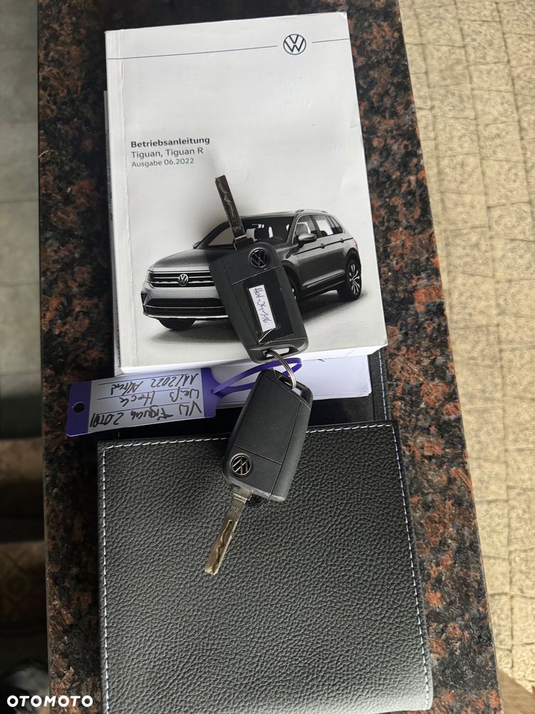 Volkswagen Tiguan 2.0 TDI SCR 4MotION DSG Elegance - 26