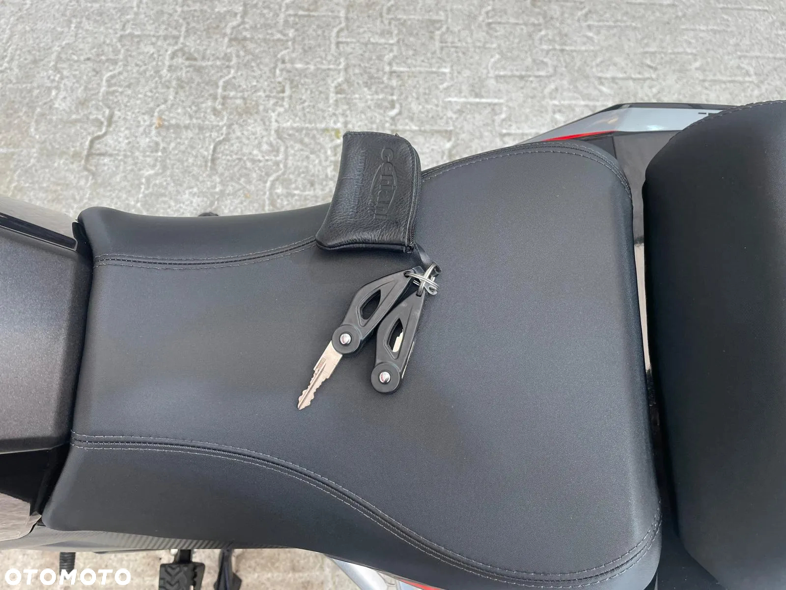 Benelli TRK 251 - 31