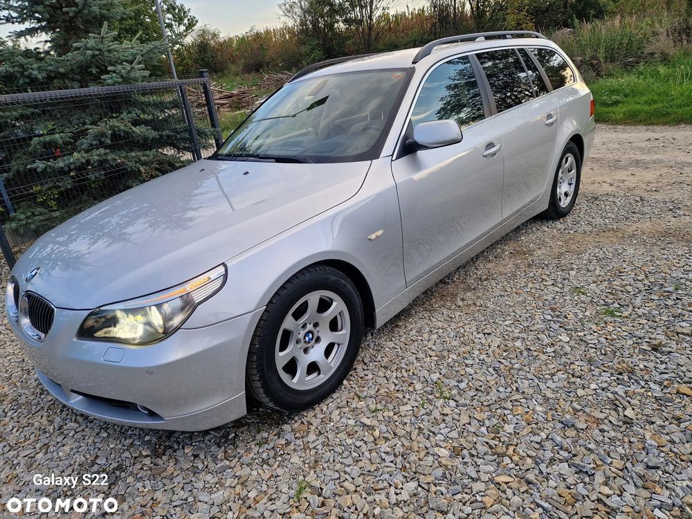 BMW Seria 5 525d - 2