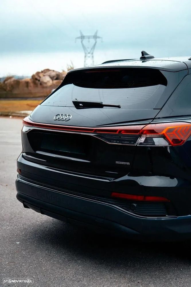 Audi Q4 e-tron 45 quattro - 2