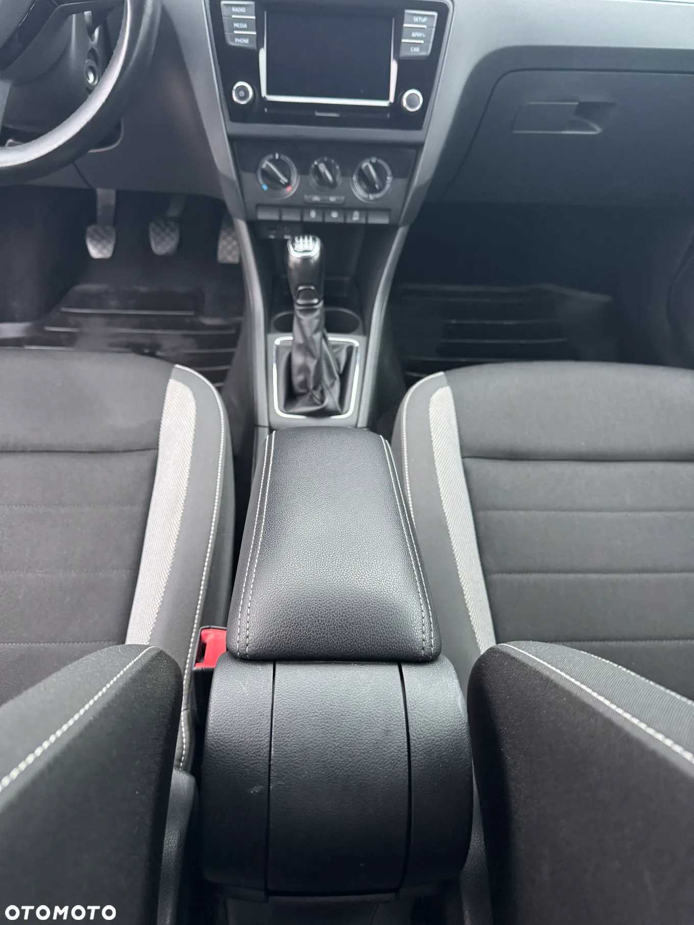 Skoda RAPID - 24